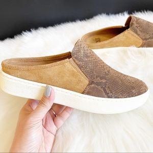 SOFTT SOMERS III SLIDE COGNAC SNAKE  NWT